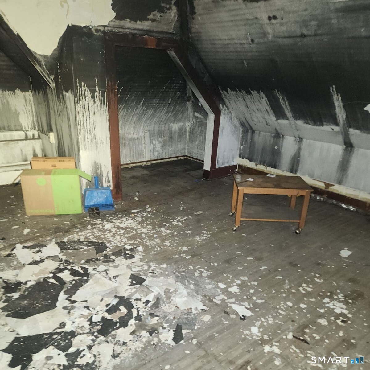 4 George Street Hartford, CT 06114 - Photo 33 of 35