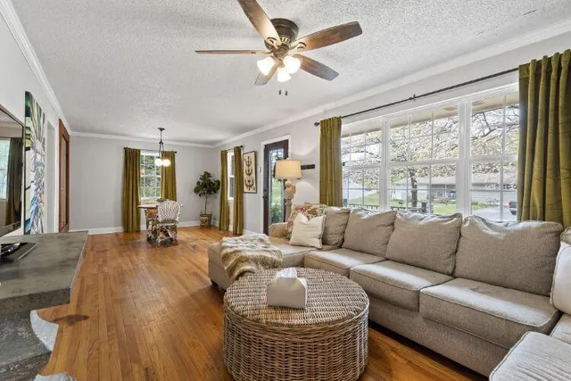 $2,950 | 3609 Forest Highland Drive, Chattanooga, TN 37415