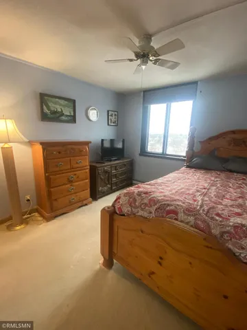 $72,000 | 1181 Edgcumbe Road, Unit 1007, St. Paul, MN 55105