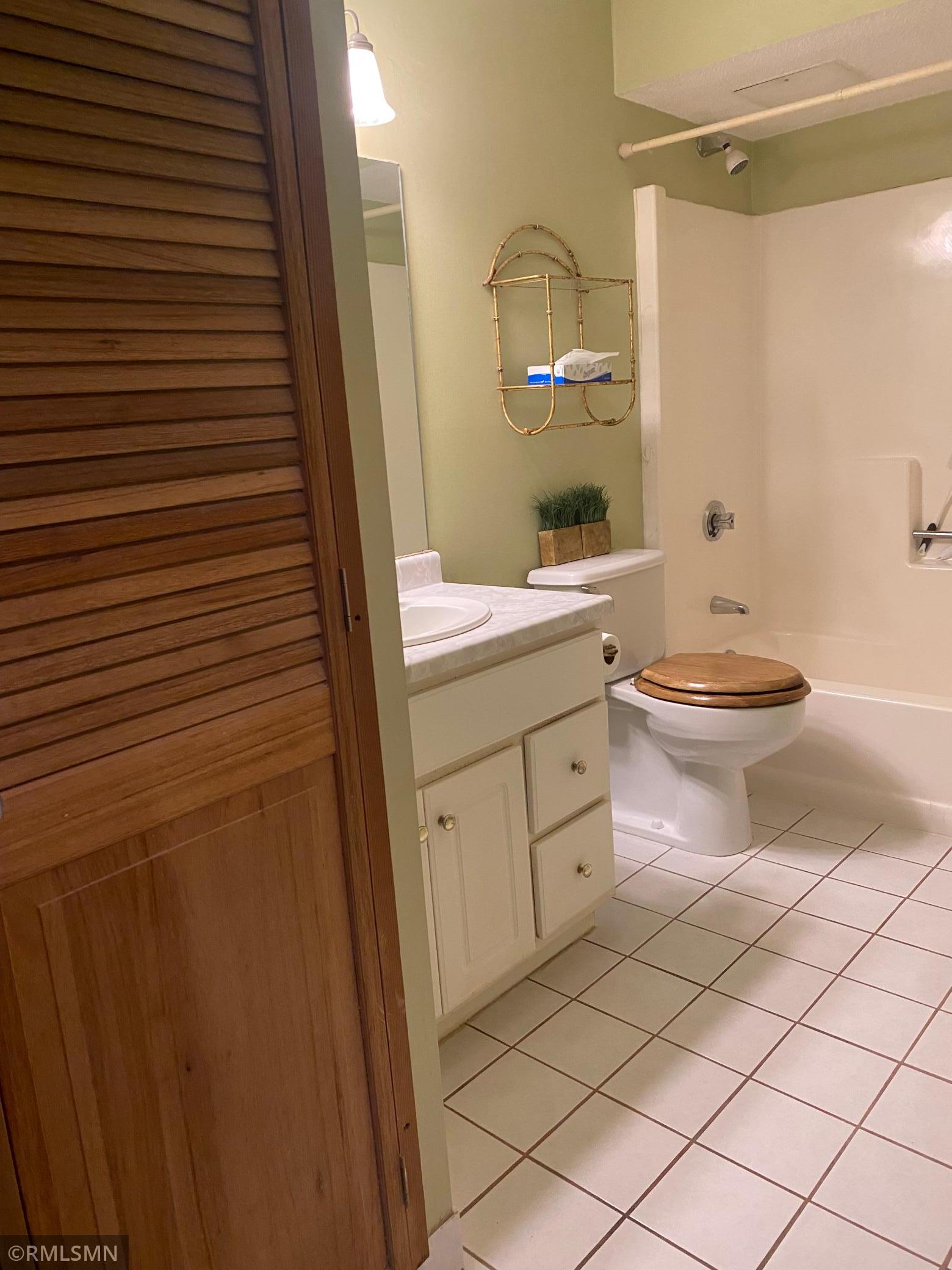 1181 Edgcumbe Road, Unit 1007 St. Paul, MN 55105 - Photo 24 of 31