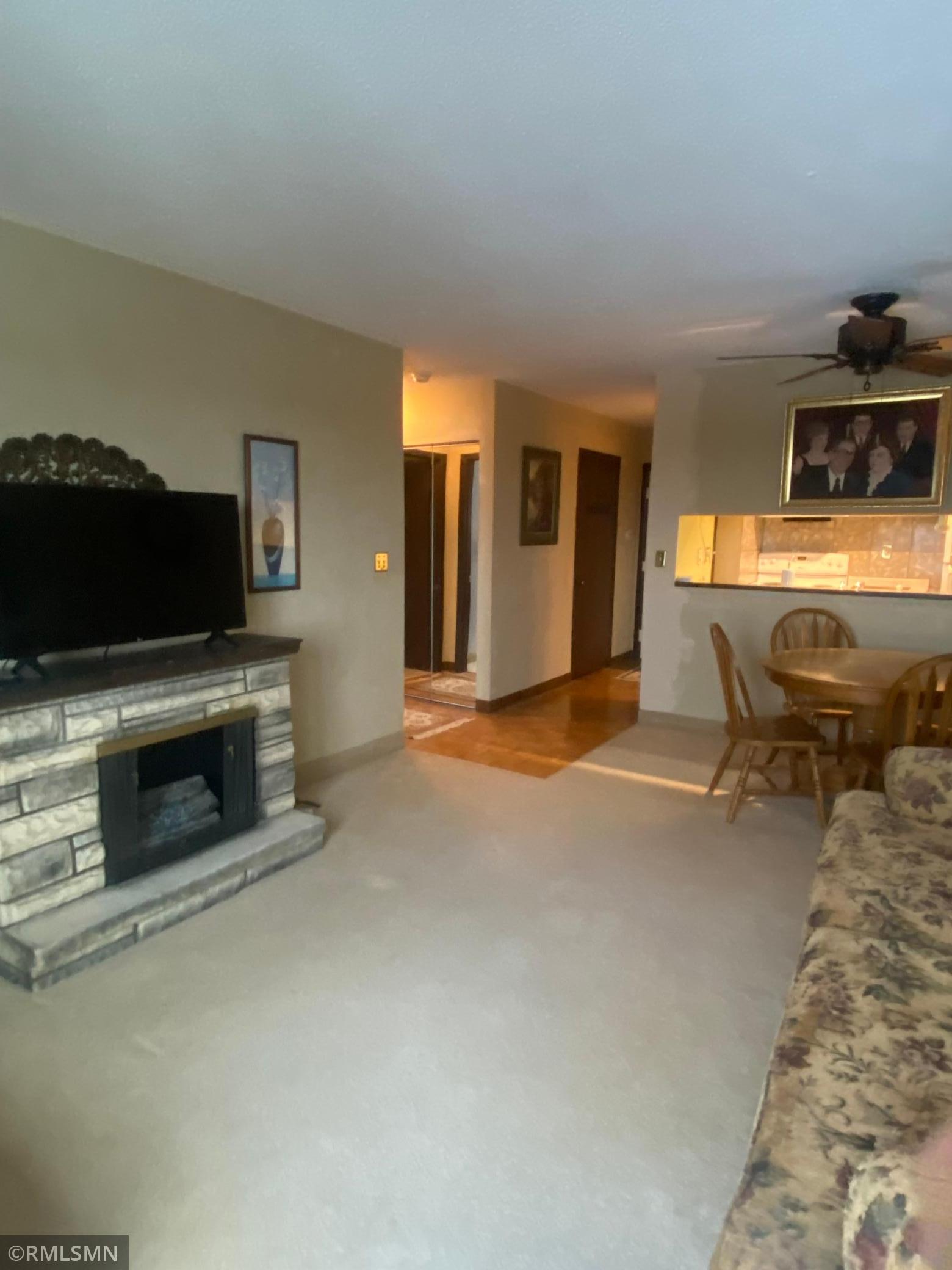 1181 Edgcumbe Road, Unit 1007 St. Paul, MN 55105 - Photo 10 of 31