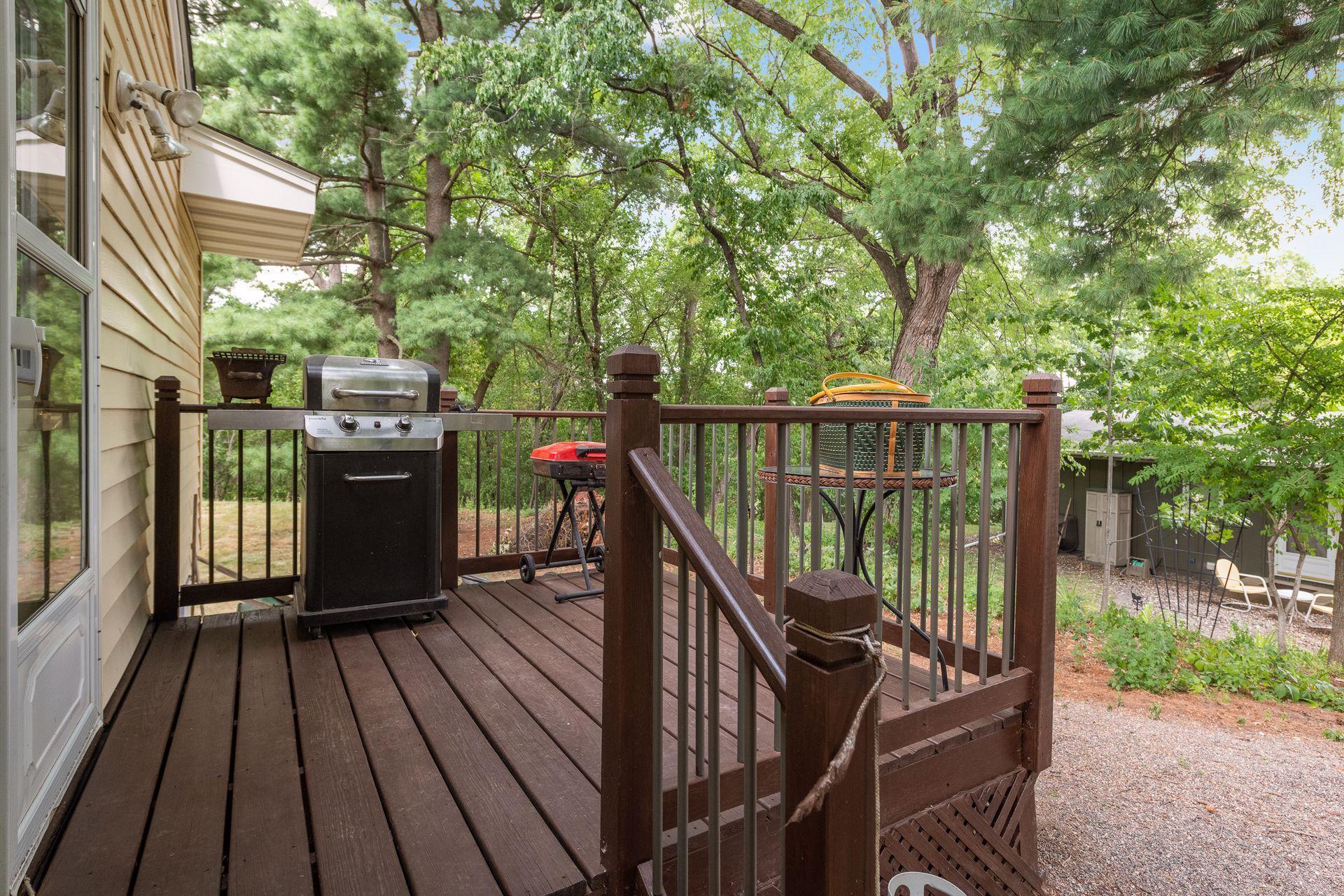 14208 Orchard Road Minnetonka, MN 55345 - Photo 3 of 11