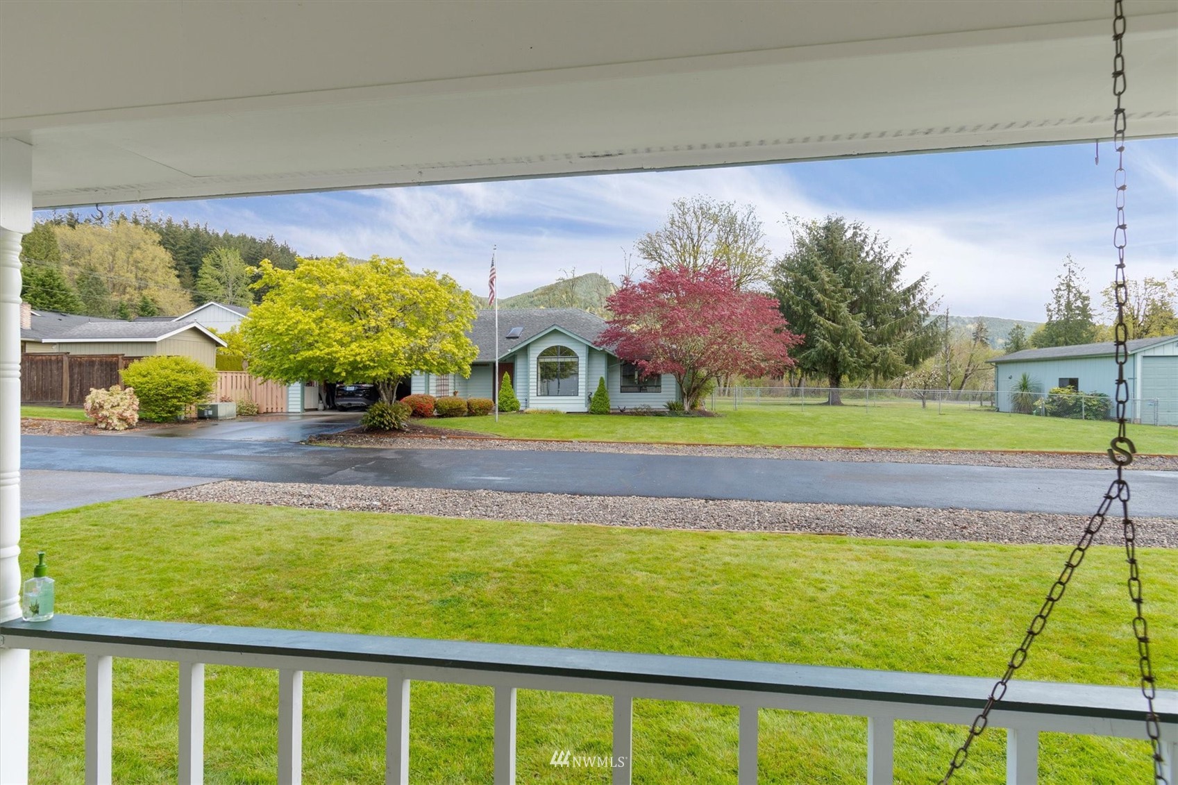 2765 Harris Street Road Kelso, WA 98626 - Photo 3 of 38 Gallery Image 3