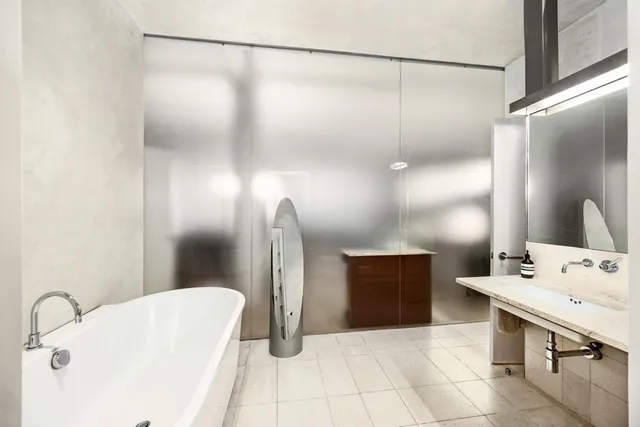 $4,300,000 | 15 West 24th Street, Unit 3 | Flatiron