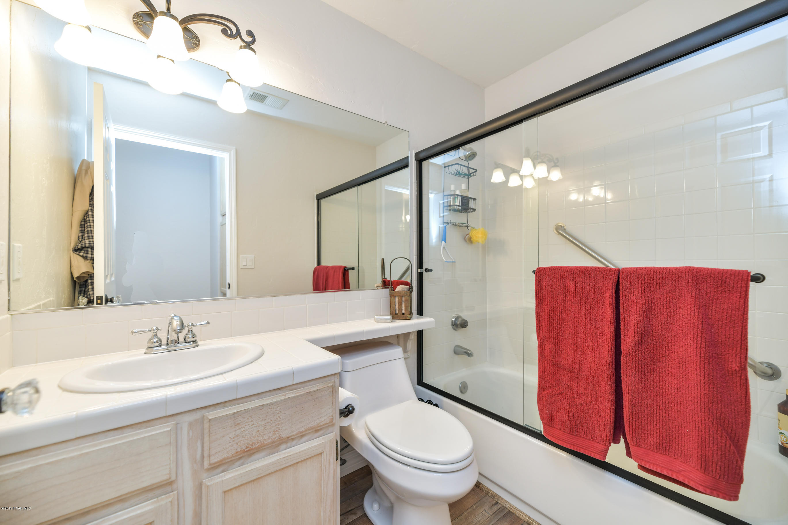 920 Old Stage Road Prescott, AZ 86303 - Photo 17 of 27 Guest Bath