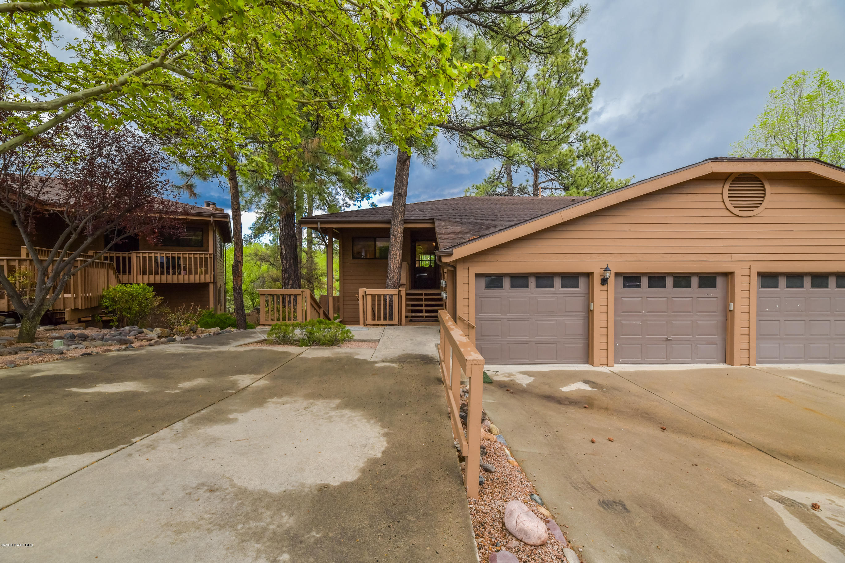 920 Old Stage Road Prescott, AZ 86303 - Photo 23 of 27 Front of condo