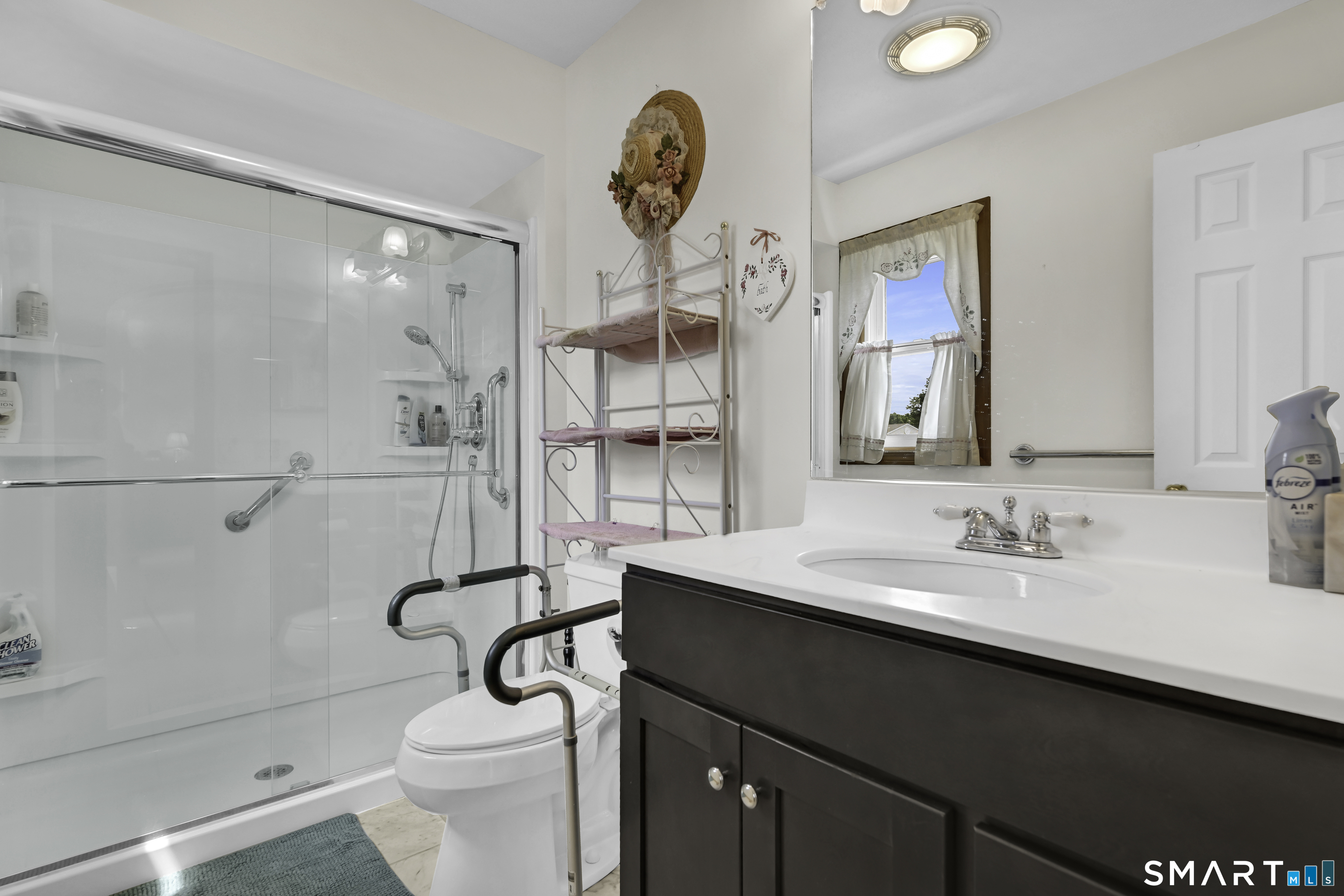 621 Overlook Path, Unit 621 Southington, CT 06489 - Photo 15 of 34