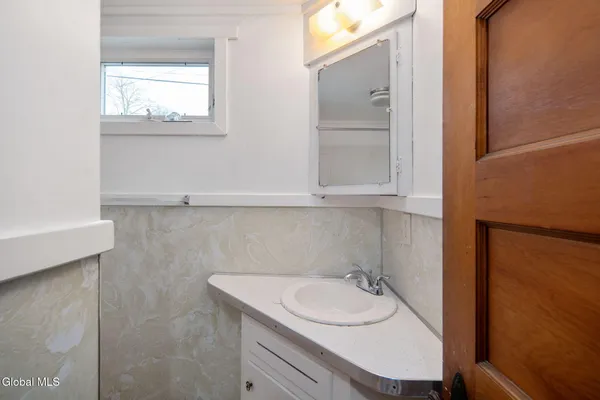 $239,900 | 1958 Wabash Avenue, Schenectady, NY 12306