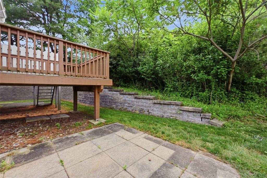 2736 Meadowcrest Court Wexford, PA 15090 - Photo 25 of 32