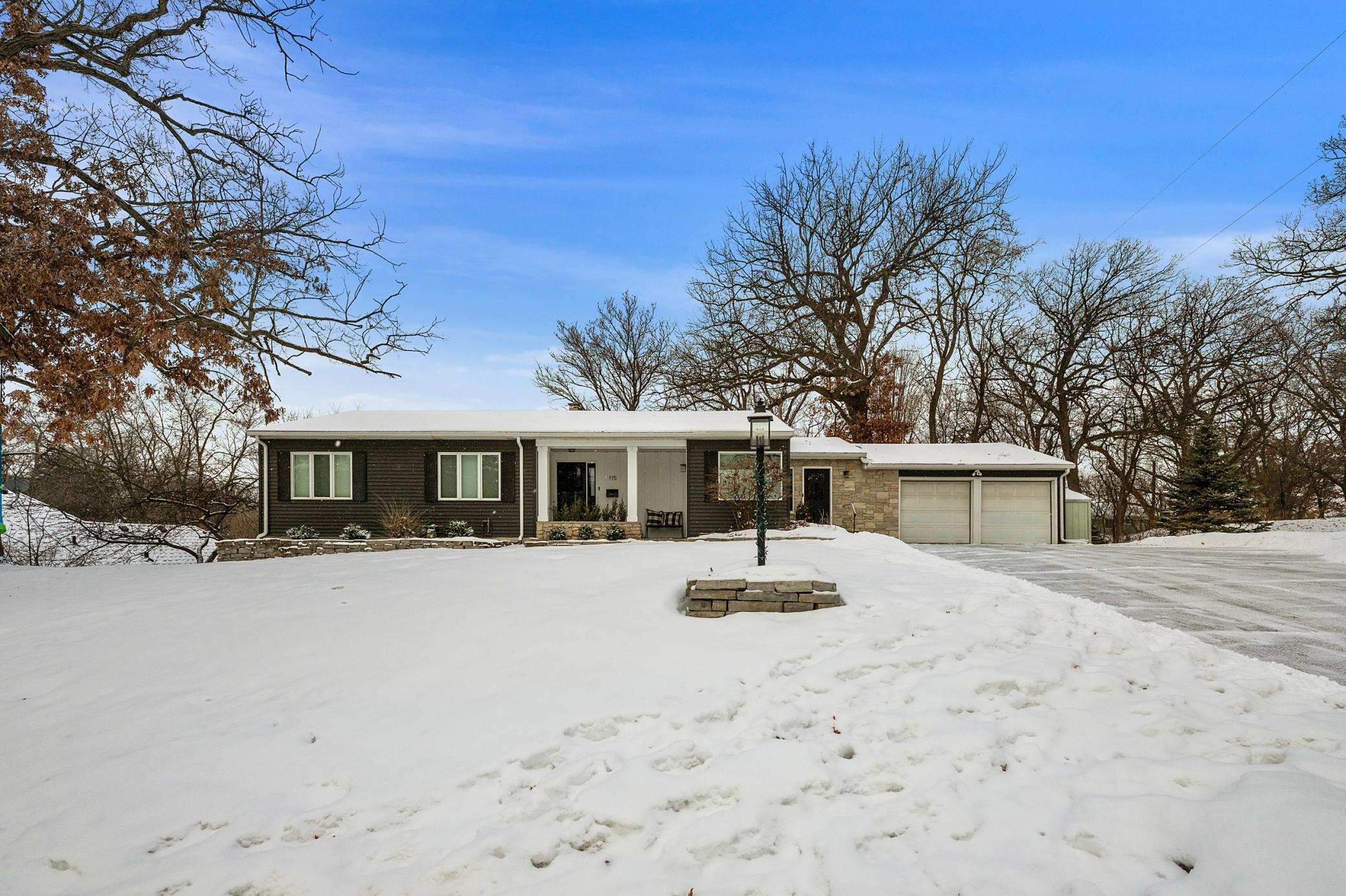 115 Ardmore Drive Golden Valley, MN 55422 - Photo 9 of 41