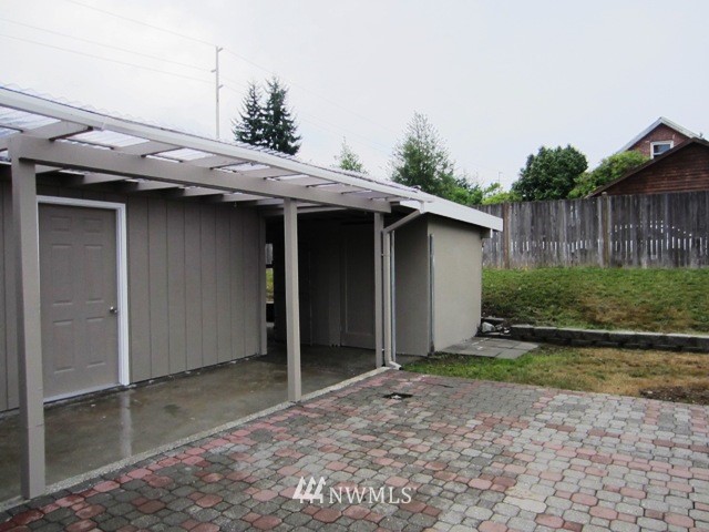 7819 228th Street Southwest Edmonds, WA 98026 - Photo 2 of 8 Gallery Image 2