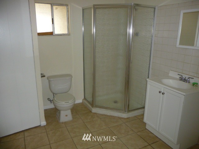7819 228th Street Southwest Edmonds, WA 98026 - Photo 8 of 8 Gallery Image 8