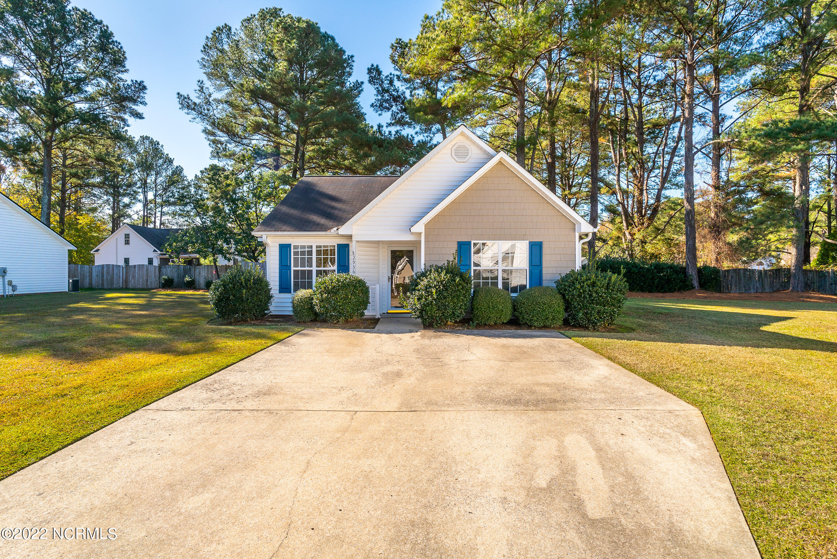2936 Flint Ridge Road Greenville, NC 27834 - Photo 8 of 35 20221121 MLS K_Holloman 2936 Flintridge