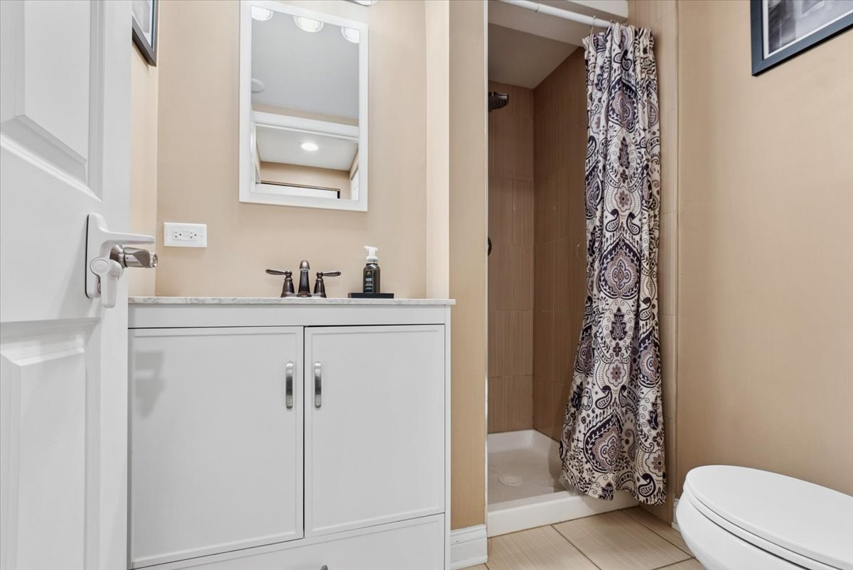 783 Bon Terre Road New Lenox, IL 60451 - Photo 18 of 22 Gallery Image 18