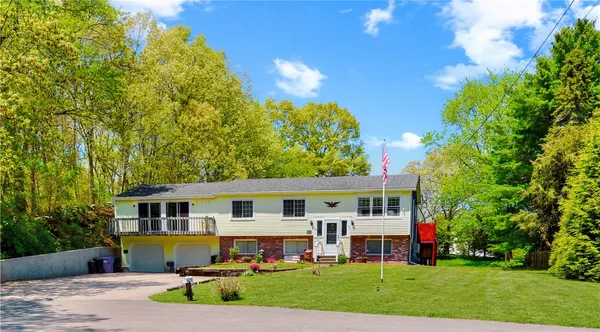 $599,000 | 11 Wadchu Road, Westerly, RI 02891