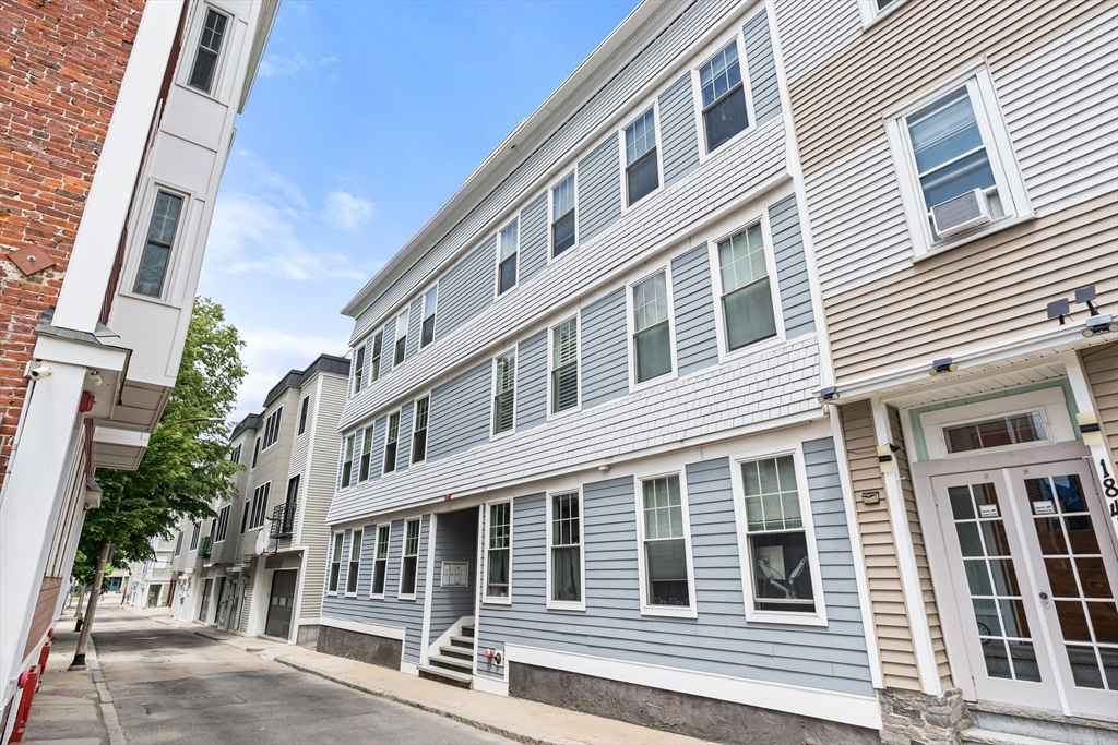 180 Gold Street, Unit 3 Boston, MA 02127 - Photo 16 of 18