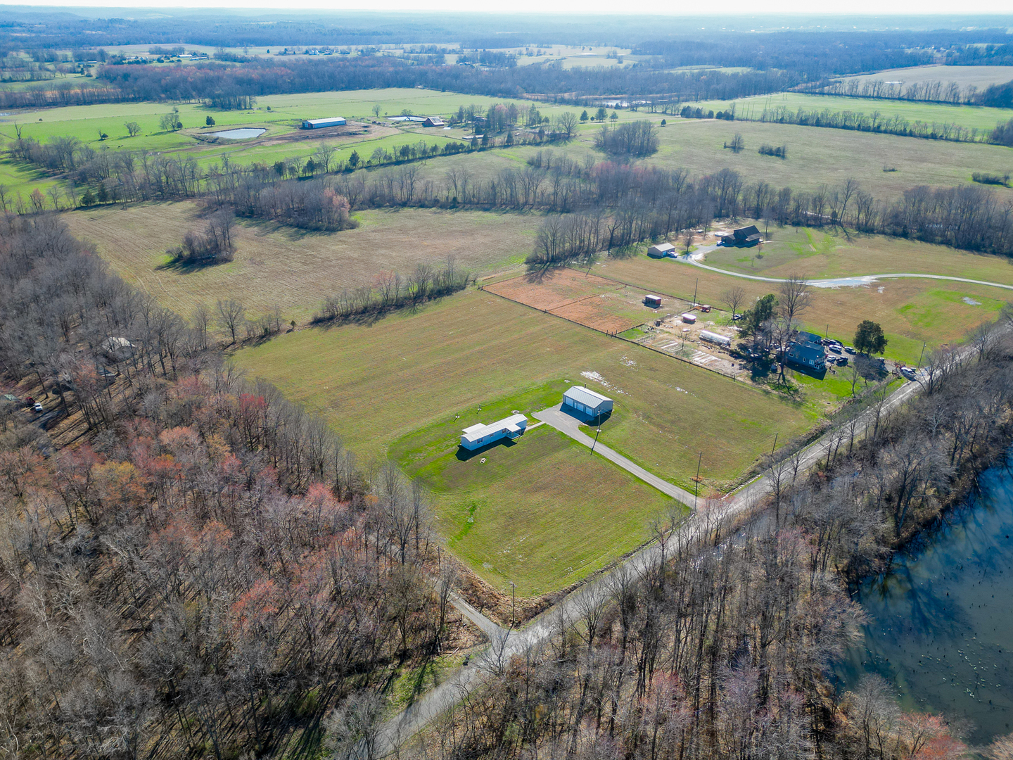 24555 Legion Road Stonefort, IL 62987 - Photo 39 of 41