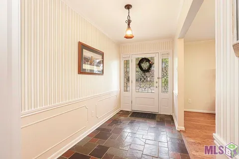 $345,000 | 991 Colonial Drive, Baton Rouge, LA 70806