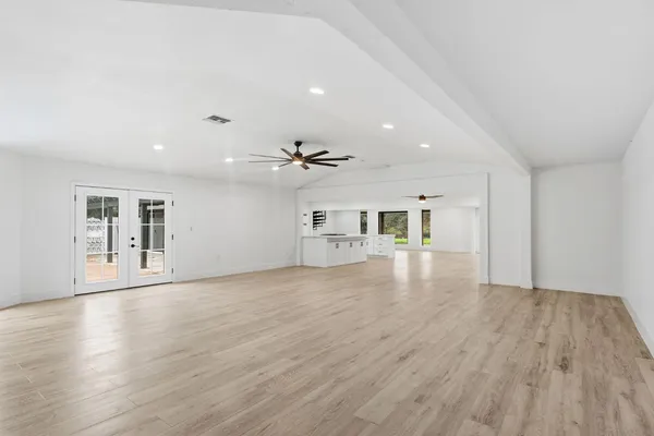 $1,270,000 | 10326 North Fowler Avenue, Clovis, CA 93619