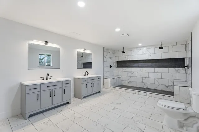 $1,290,000 | 10326 North Fowler Avenue, Clovis, CA 93619