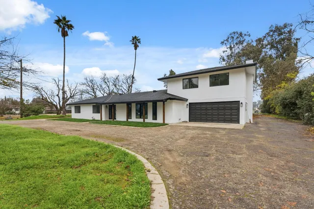 $1,290,000 | 10326 North Fowler Avenue, Clovis, CA 93619