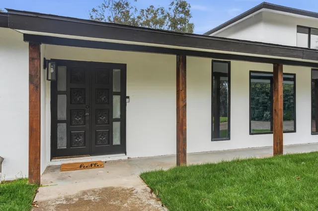 $1,290,000 | 10326 North Fowler Avenue, Clovis, CA 93619