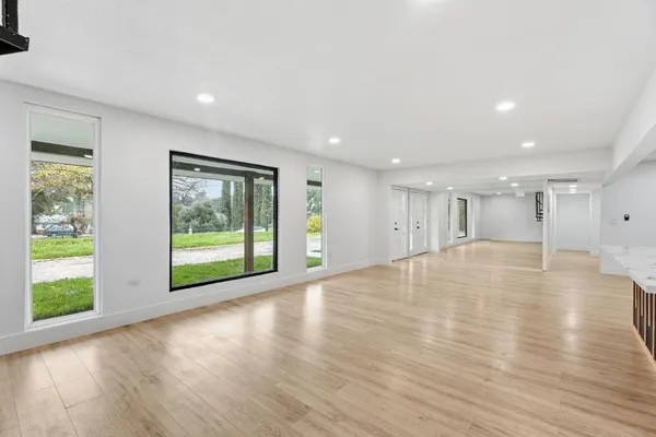 $1,270,000 | 10326 North Fowler Avenue, Clovis, CA 93619