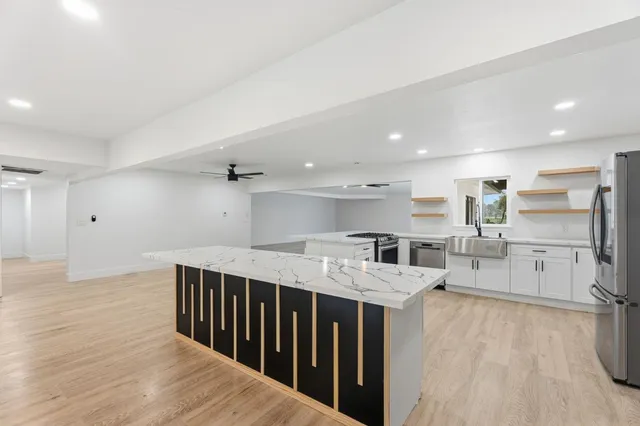 $1,290,000 | 10326 North Fowler Avenue, Clovis, CA 93619