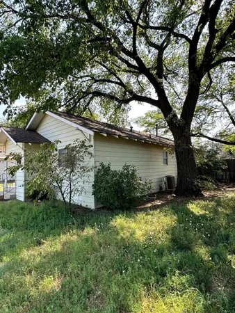 $86,000 | 216 South Barkley Street, Spearman, TX 79081