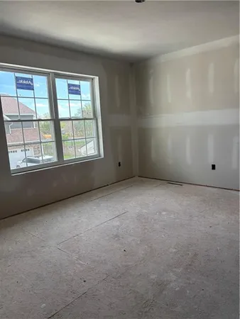 $344,900 | 203 Willow Lane, Beaver Falls, PA 15010