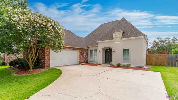 $2,500 | 10741 Hillmont Avenue, St. George, LA 70810