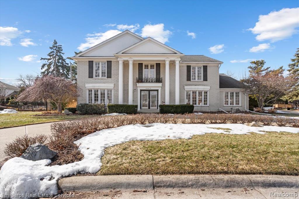 75 South Duval Road Grosse Pointe Shores, MI 48236 - Photo 1 of 50