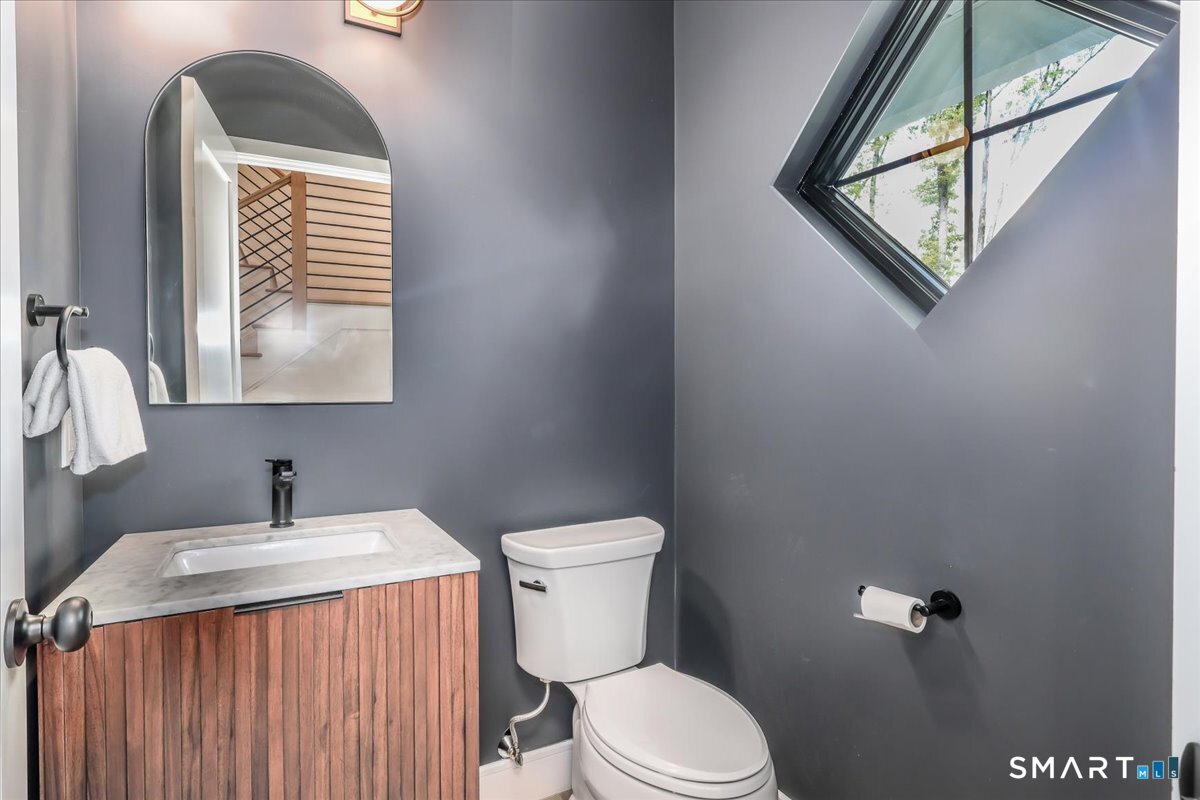 38 Hickory Lane Ridgefield, CT 06877 - Photo 31 of 37