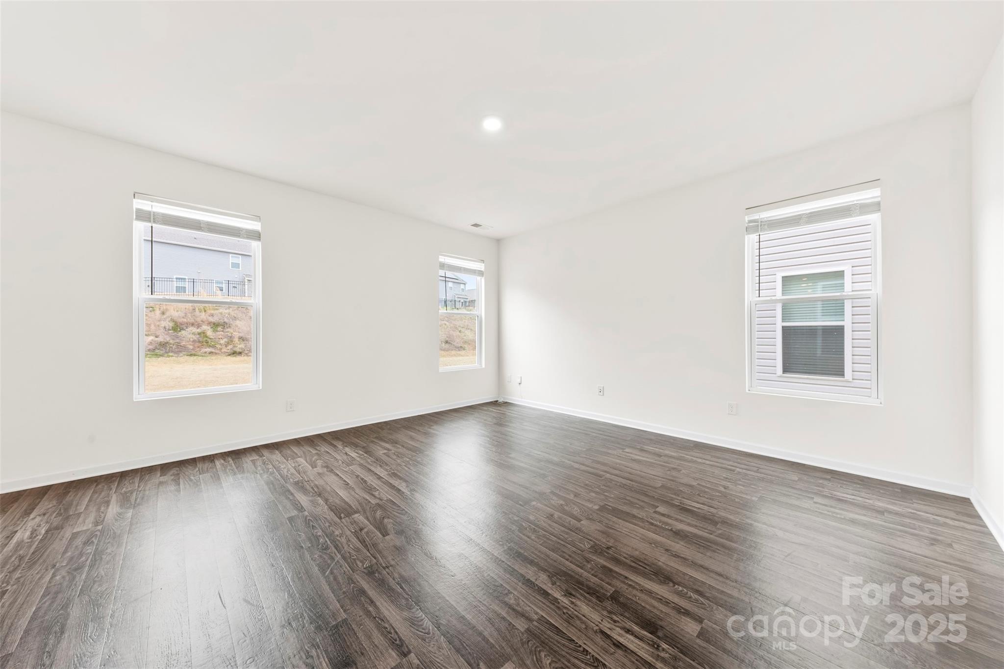 5108 Puclerton Drive Charlotte, NC 28215 - Photo 4 of 20