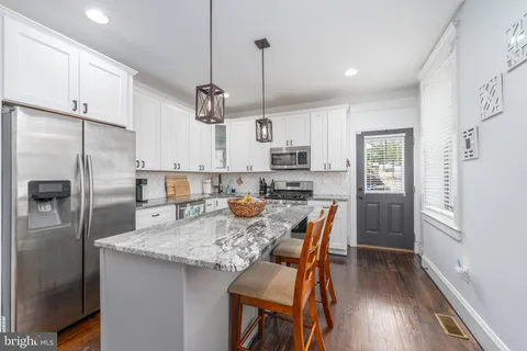 $374,900 | 600 South Eaton Street, Baltimore, MD 21224