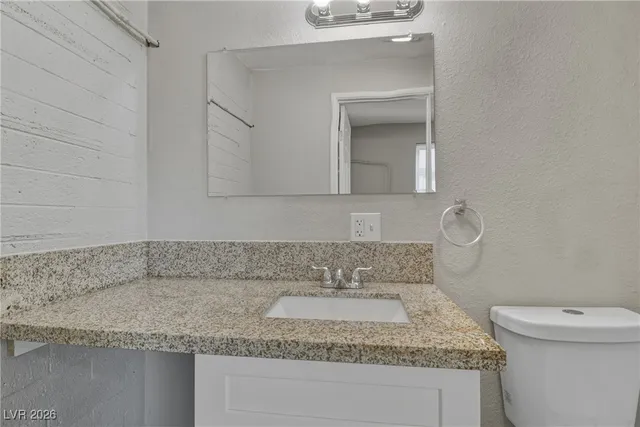 $900 | 1301 East Ogden Avenue, Unit E, Las Vegas, NV 89101