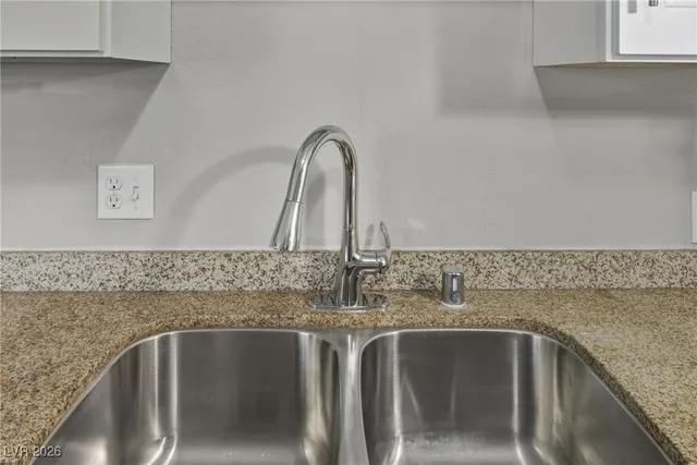 $900 | 1301 East Ogden Avenue, Unit E, Las Vegas, NV 89101