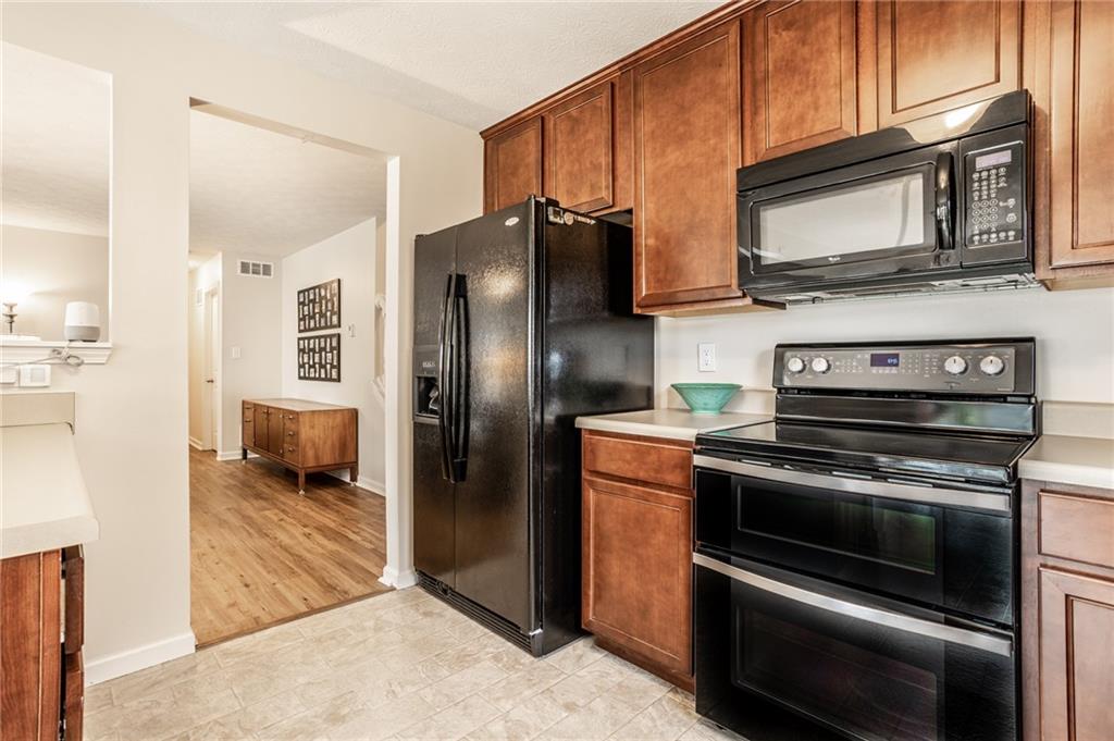 1205 Wild Ridge Boulevard Brownsburg, IN 46112 - Photo 12 of 31 Gallery Image 12