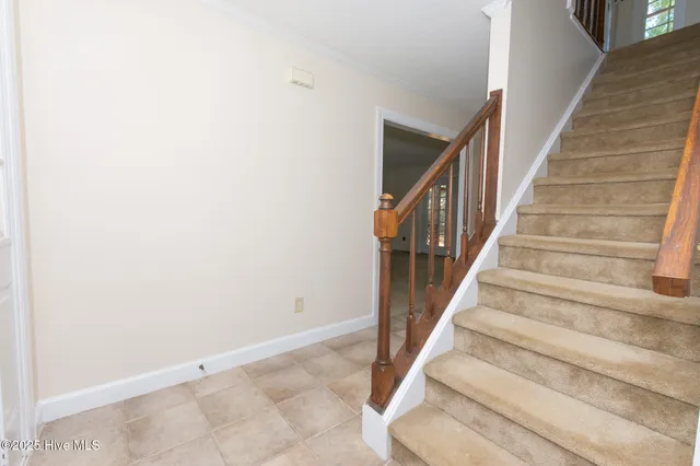 $1,915 | 113 Wesleyan Court, Jacksonville, NC 28546