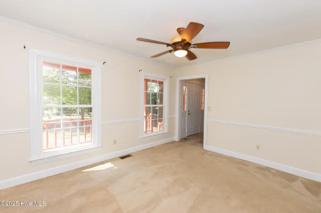 $1,915 | 113 Wesleyan Court, Jacksonville, NC 28546