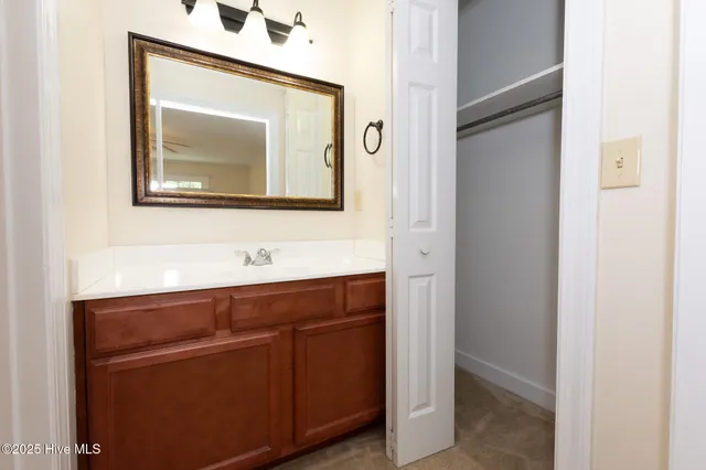 $1,915 | 113 Wesleyan Court, Jacksonville, NC 28546