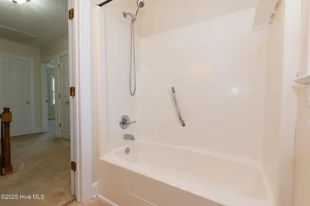 $1,915 | 113 Wesleyan Court, Jacksonville, NC 28546