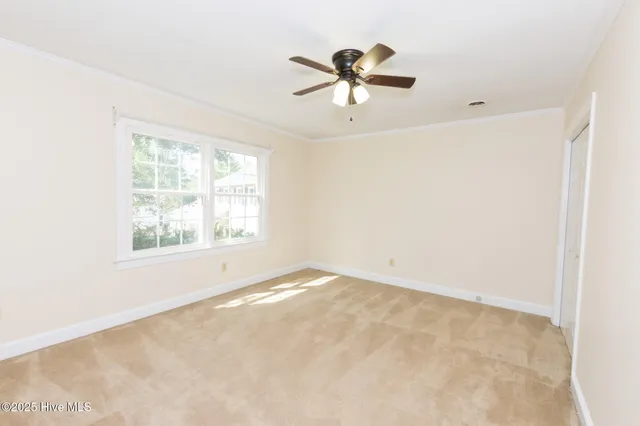 $1,915 | 113 Wesleyan Court, Jacksonville, NC 28546