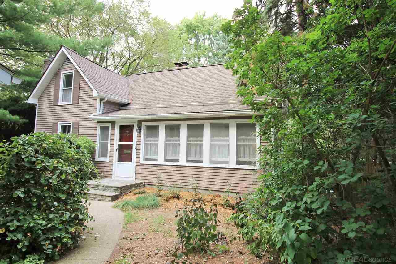 314 Reno Lane Grosse Pointe Farms, MI 48236 - Photo 1 of 29