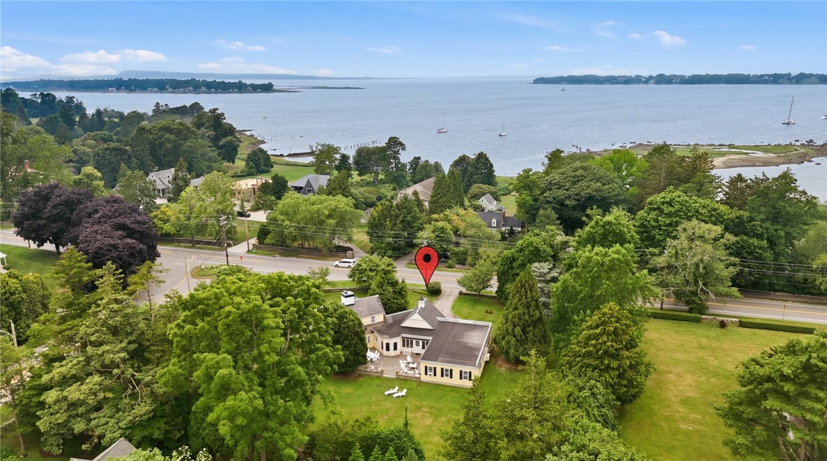 142 Ferry Road Bristol, RI 02809 - Photo 3 of 45 Gallery Image 3