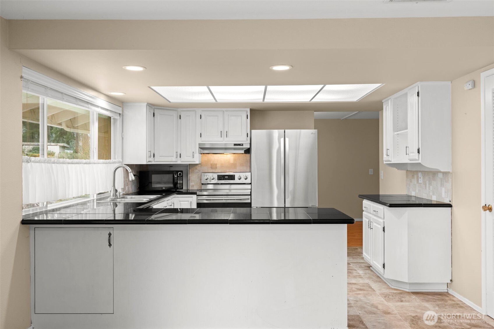 2913 Southwest 323rd Street Federal Way, WA 98023 - Photo 11 of 40