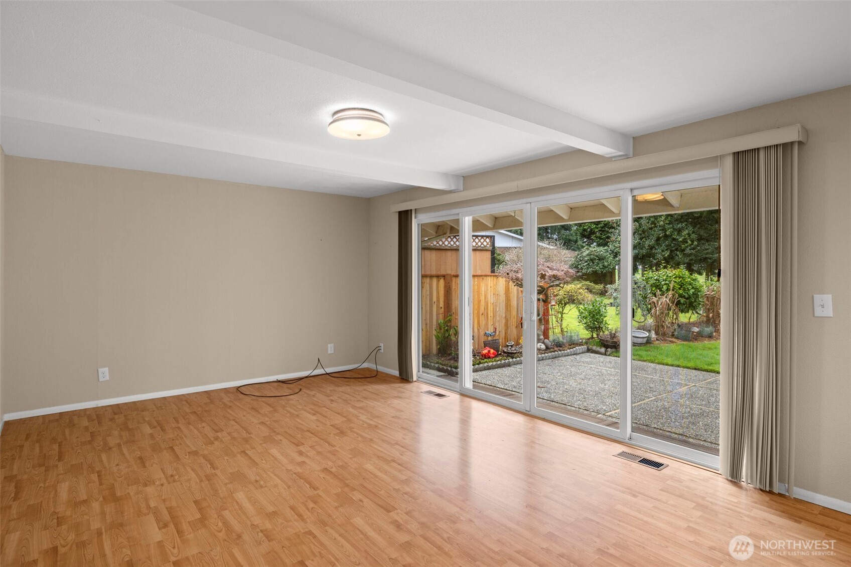 2913 Southwest 323rd Street Federal Way, WA 98023 - Photo 16 of 40