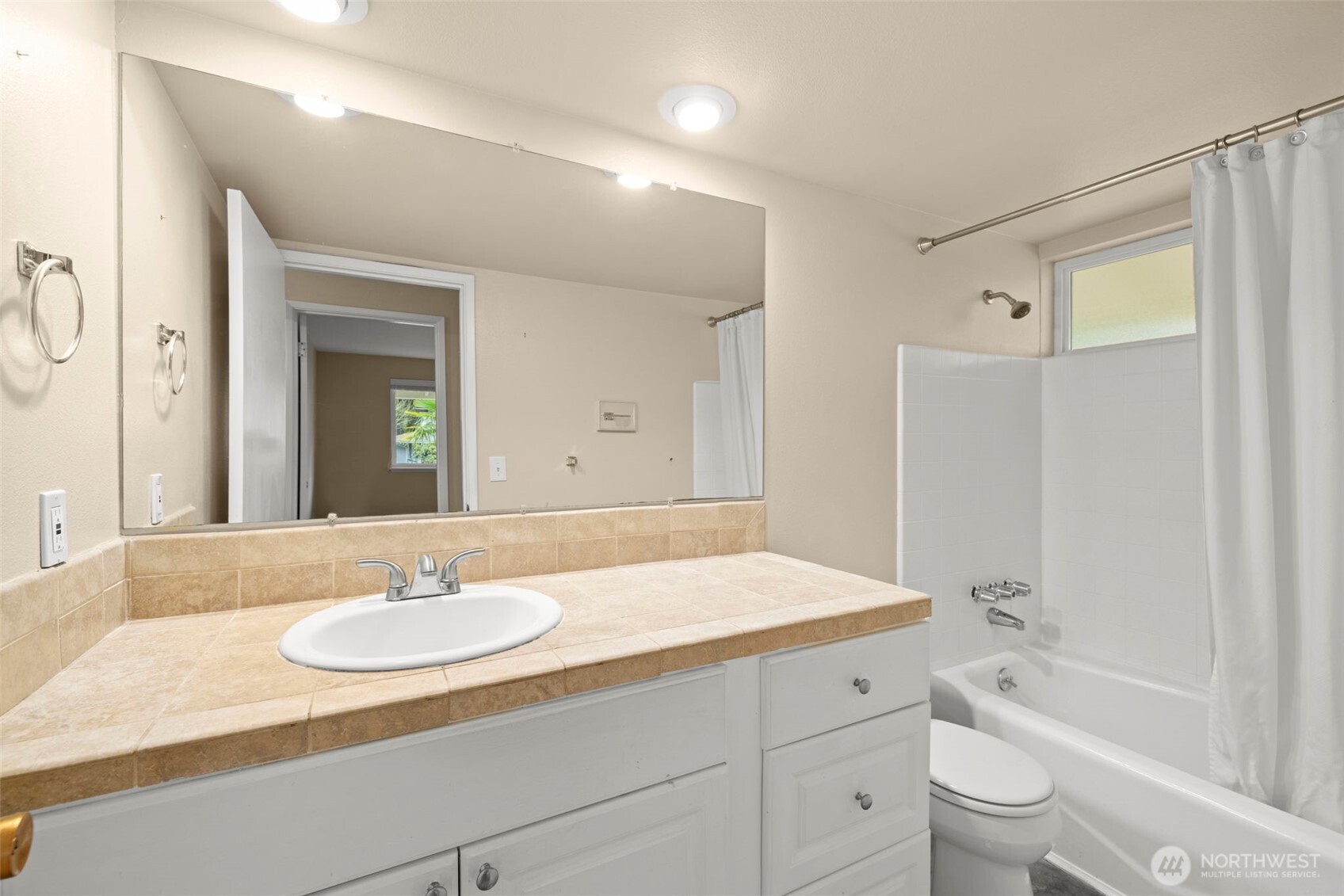 2913 Southwest 323rd Street Federal Way, WA 98023 - Photo 30 of 40