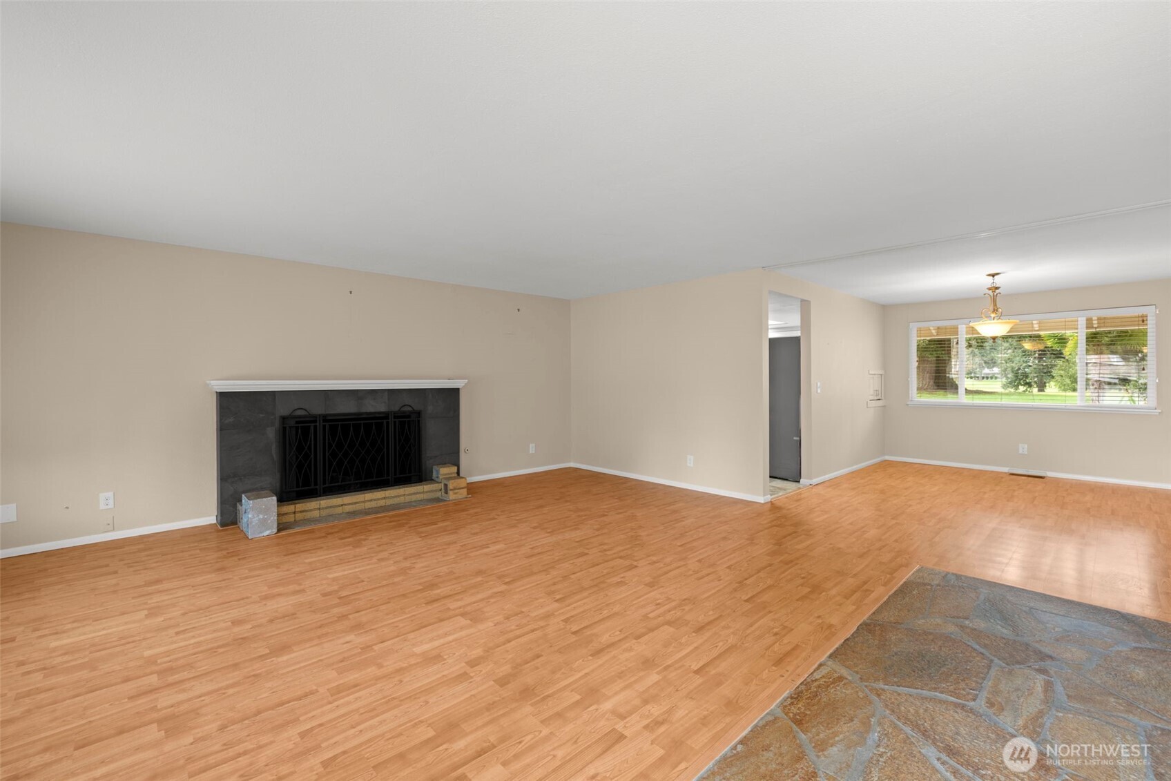 2913 Southwest 323rd Street Federal Way, WA 98023 - Photo 6 of 40