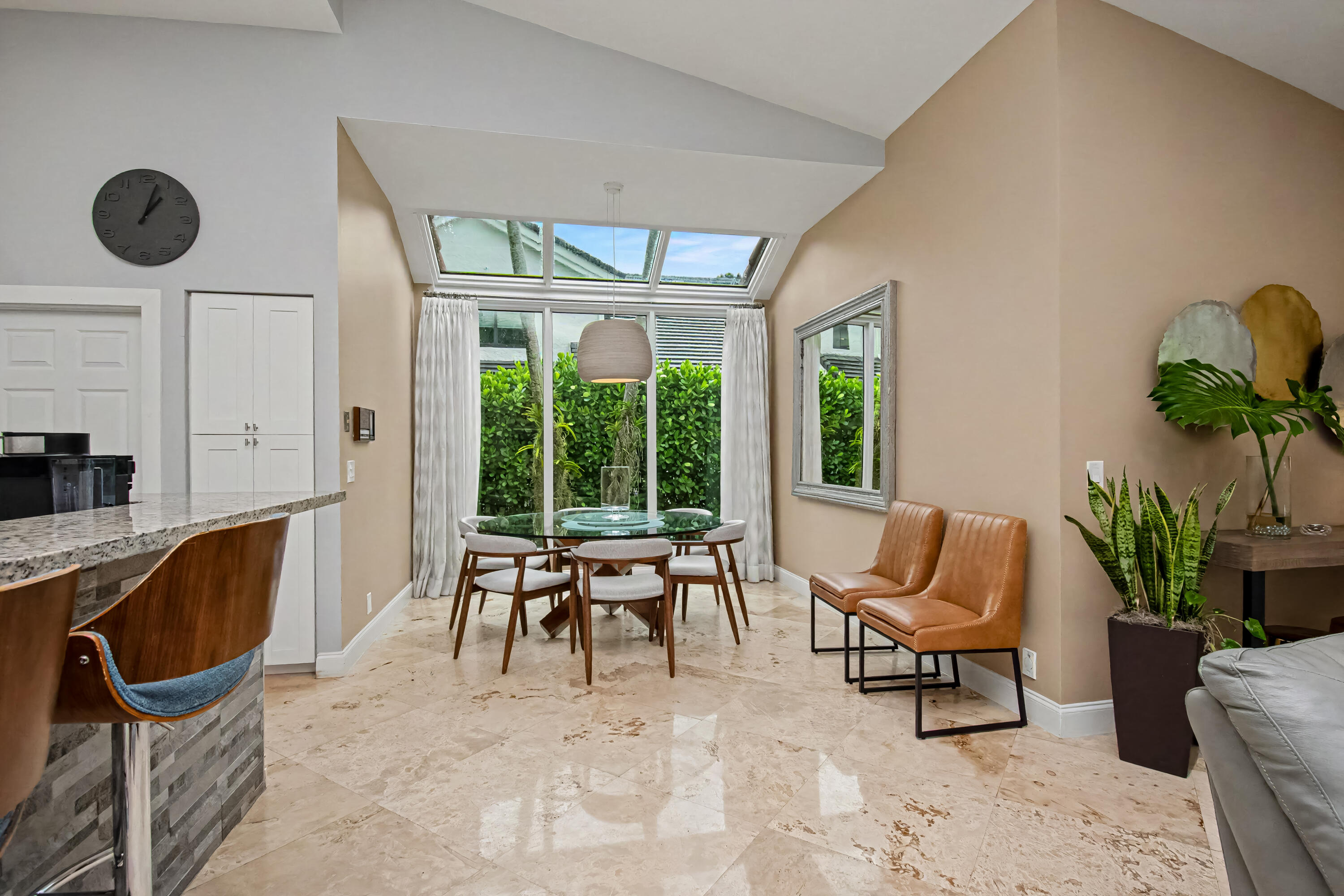 2653 Northwest 46th Street Boca Raton, FL 33434 - Photo 16 of 75 EA72B7A7-B364-42F5-8486-1F158E188D42